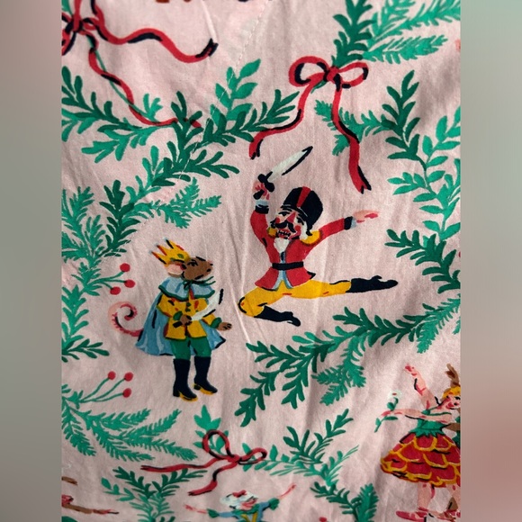 NWTs Printfresh Nutcracker pajama set. Long sleeve top with shorts. Size small - Picture 5 of 8